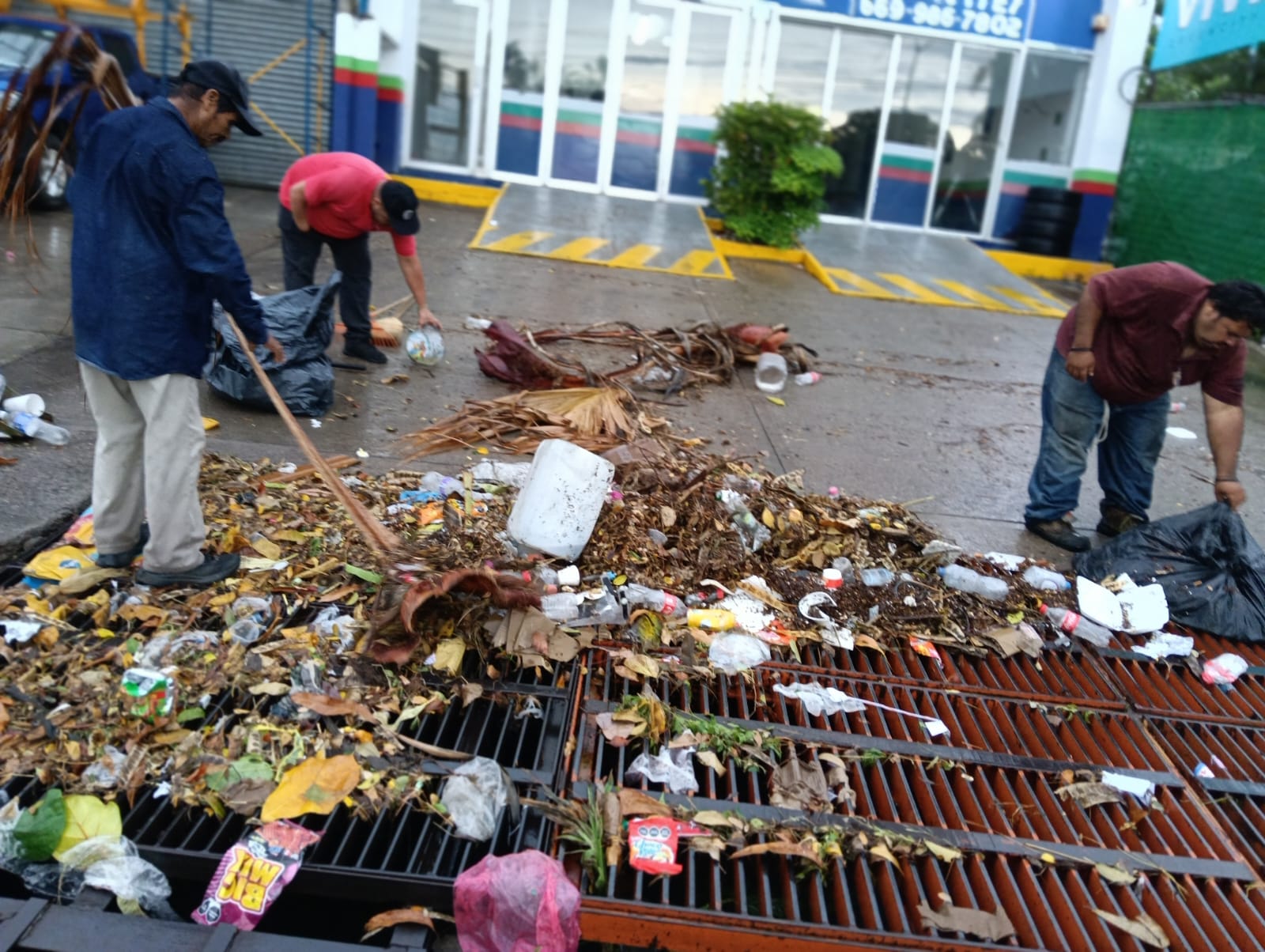Operativo de limpieza en Mazatlán luego de lluvias