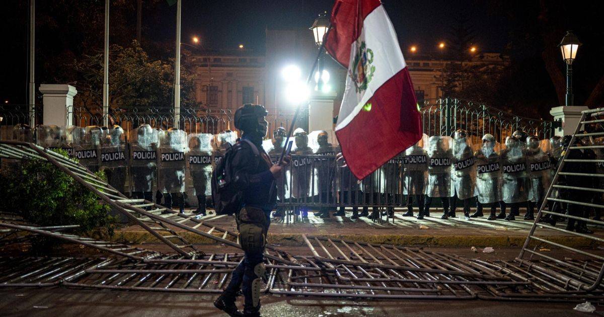 Manifestante muerto en Lima Fiscalía inicia proceso contra dos agentes
