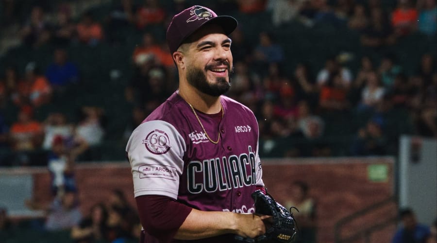 Manny Barreda lanza 7 entradas y Tomateros blanquea a Naranjeros en Hermosillo