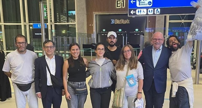 Mexicanos que viajaban en la Flotilla Global Sumud llegan a Estambul previo a su repatriación