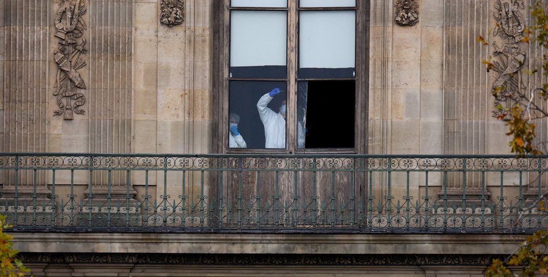 Detienen a presuntos implicados en el millonario robo de joyas en el Museo del Louvre