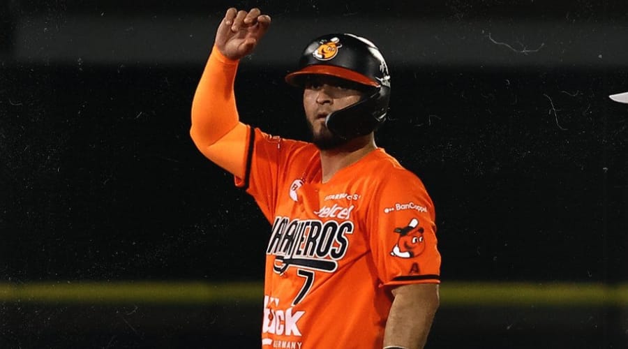 Naranjeros de Hermosillo deja en el terreno a Tomateros y empata el Clásico de LMP