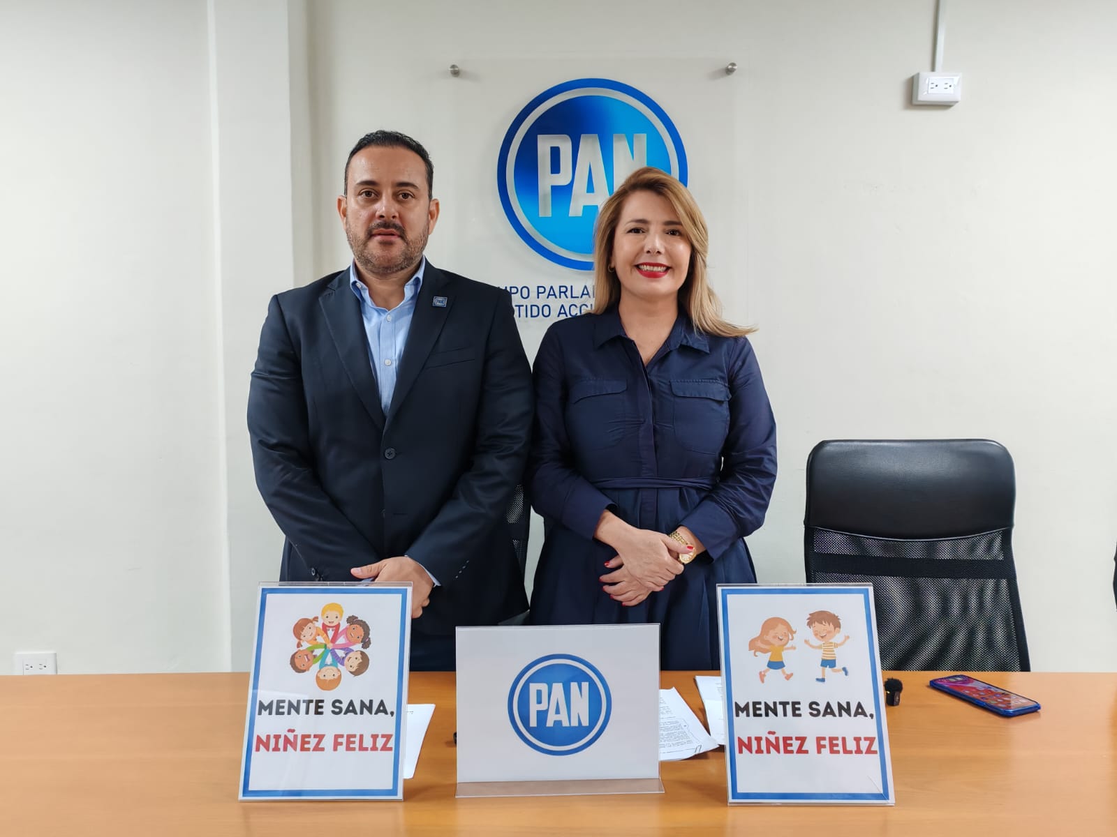PAN presenta iniciativa que garantiza salud mental de niñez
