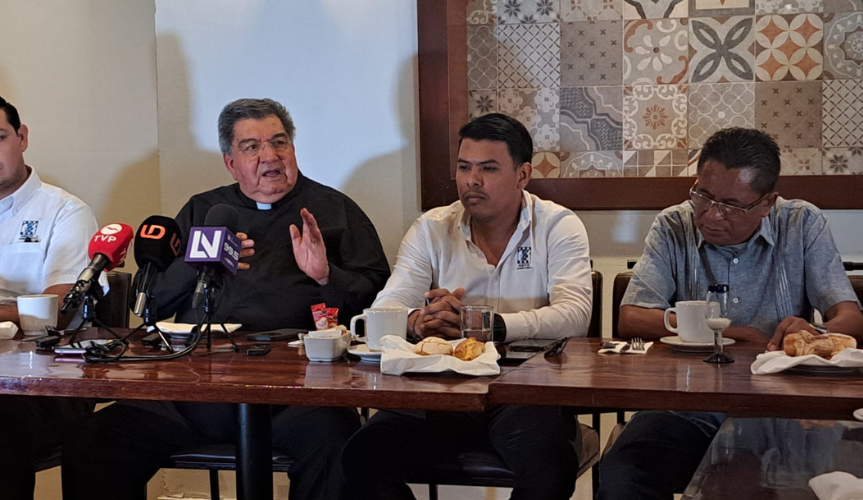 La Parroquia María del Mar invita a niños y jóvenes al concurso Vístete de un Santo