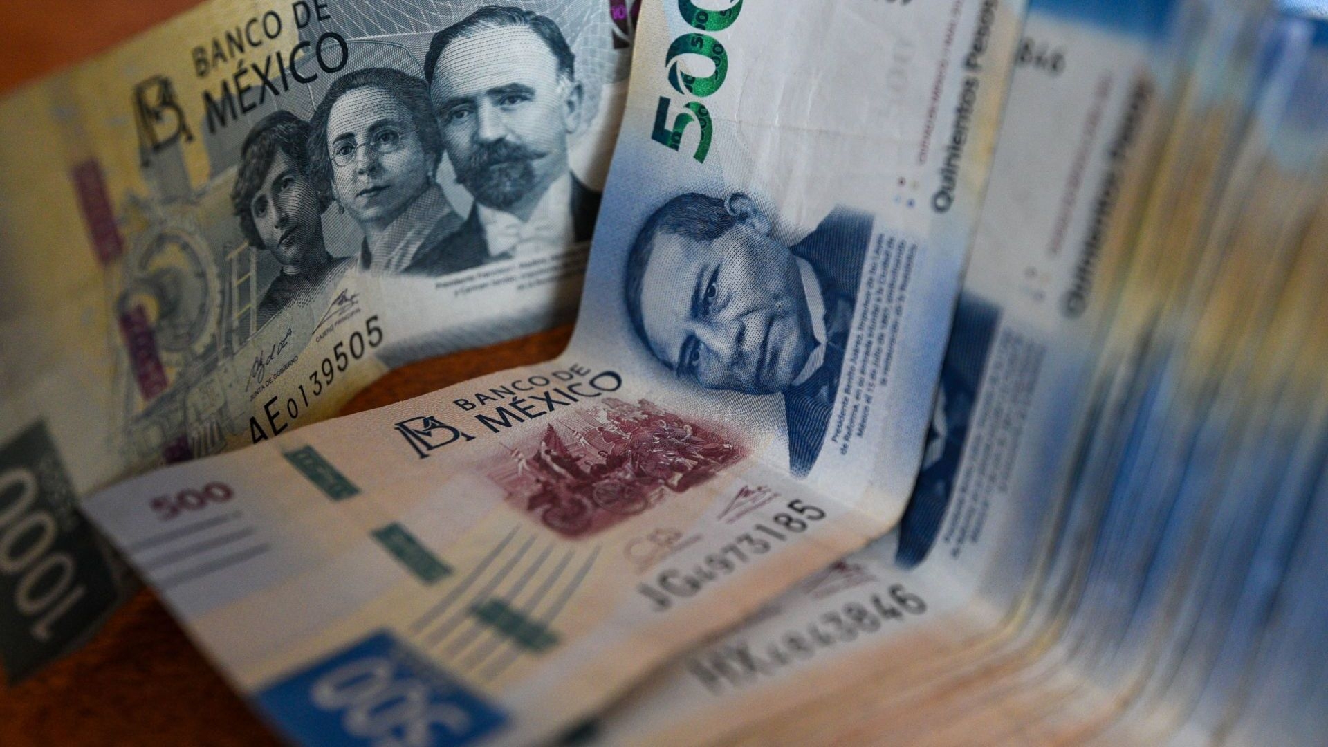 Pensionados del IMSS e ISSSTE recibirán adelanto de aguinaldo y pensión