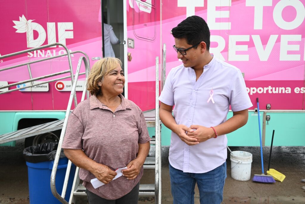 Por el “Mes Rosa”, DIF Sinaloa instala Unidad de Salud para la Mujer en Juan José Ríos