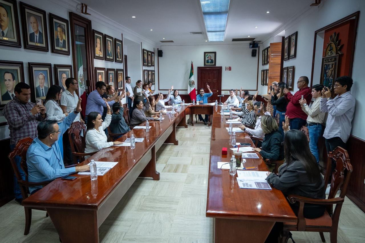 Presentan informes del Órgano Interno de Control y de Contraloría Social, ante Cabildo de Culiacán