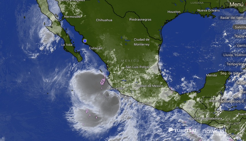 Priscilla frente a BCS se observa cada vez más pequeña; Raymond más organizado frente a Guerrero y Michoacán.