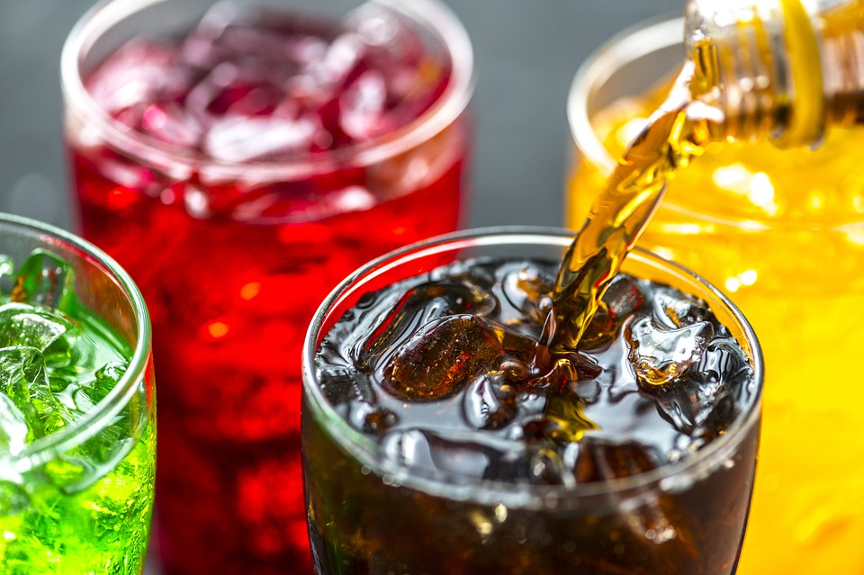 Refrescos azucarados.