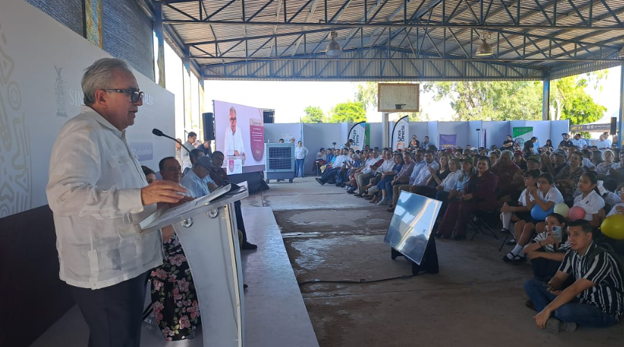 Rubén Rocha Moya inaugura el programa Plan Sinaloa en Los Mochis