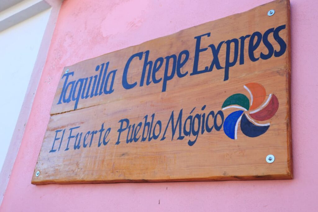 Súbete al Chepe en El Fuerte; Secretaría de Turismo inaugura taquilla