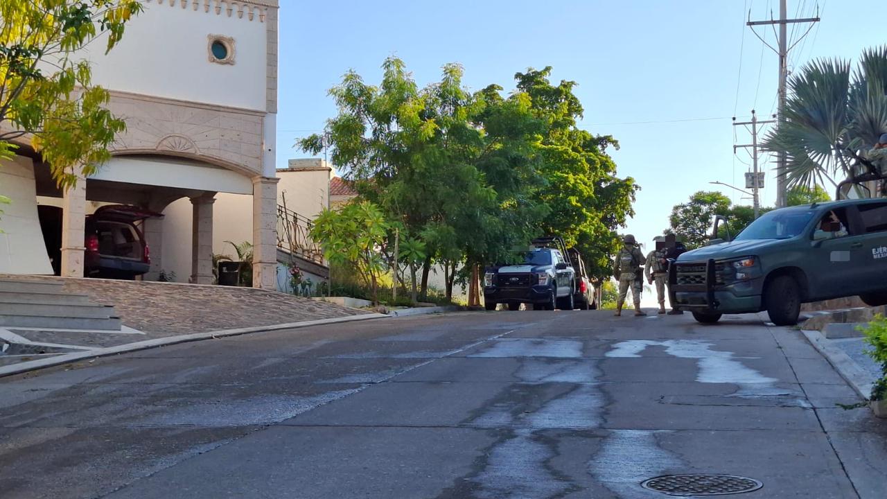 Vandalizan y queman dos casas en Colinas de San Miguel