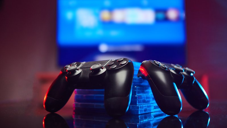 ¡No querrás soltar el control! Videojuegos de PS Plus Essential que llegan en noviembre a PS5 y PS4