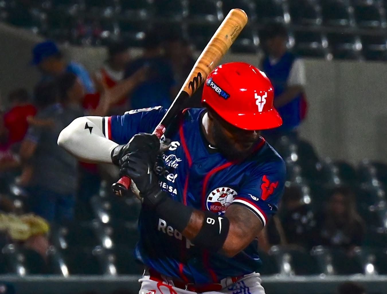 Yaquis somete a Venados de Mazatlán con blanqueada