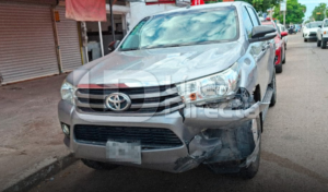Accidente automovilístico en sector Centro de Los Mochis