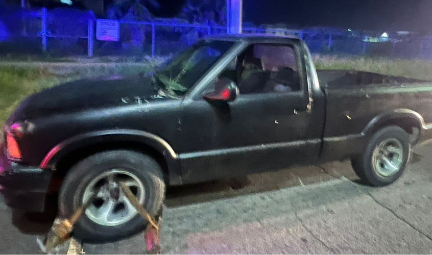 Autoridades recuperan una camioneta con reporte de robo