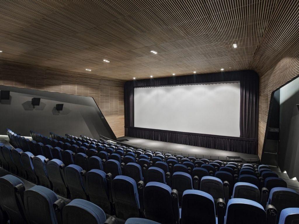 Anuncian proyección gratuita de películas en Culiacán.
