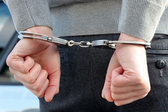 Hombre detenido