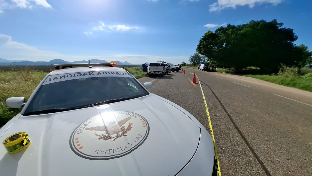 Autoridades en el lugar del accidente