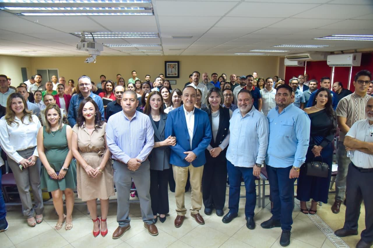 En Ahome sesionaron los municipios del norte para ver el tema de la guía consultiva.