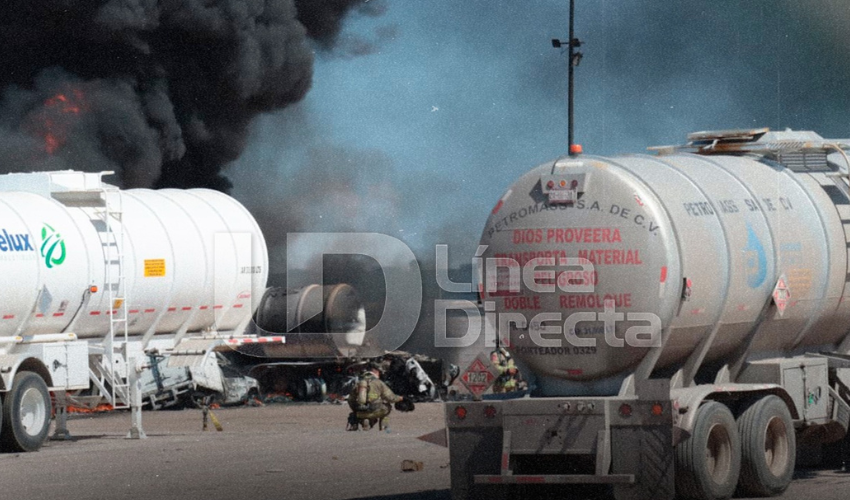 Incendio de pipa en la Zona Industrial de Los Mochis