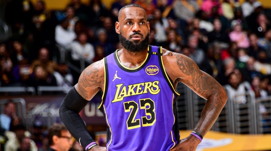 Lebron James con Los Ángeles Lakers.