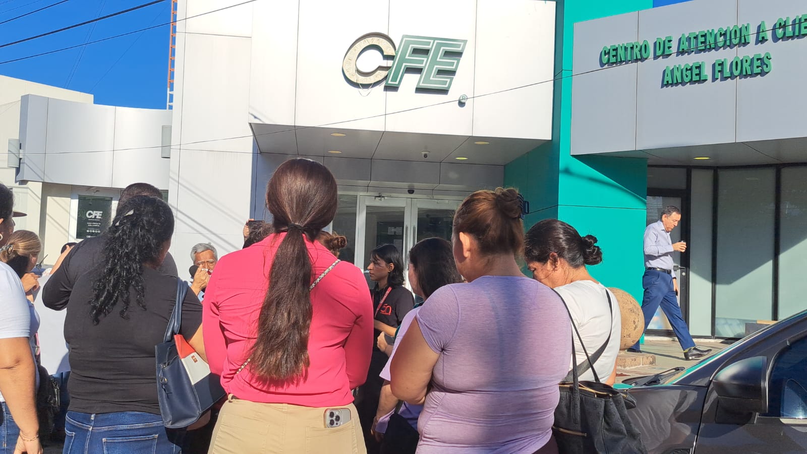 protesta de CFE Culiacán (3)