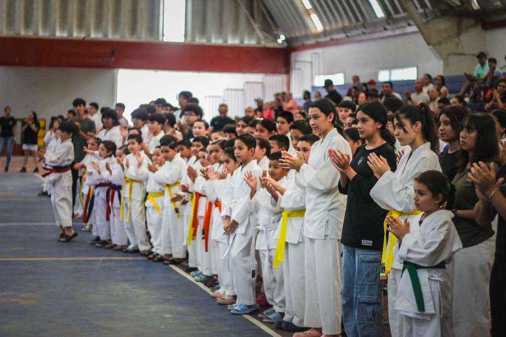 Karatecas en el selectivo municipal.