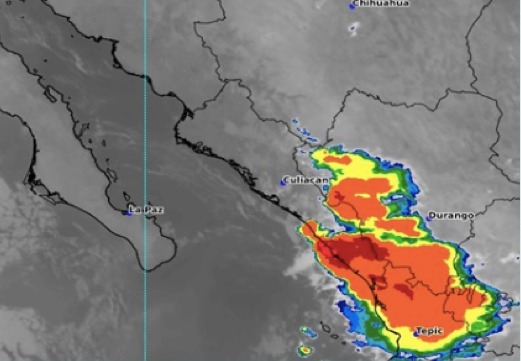 El sur de Sinaloa con gran actividad de tormenta hasta las 6:00 horas de este 16 de octubre de 2025.