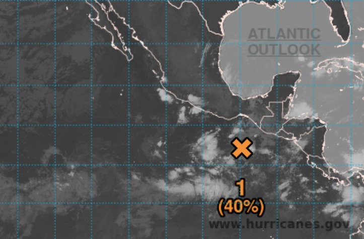 Zona de baja presión con probabilidad ciclónica en el océano Pacífico oriental.