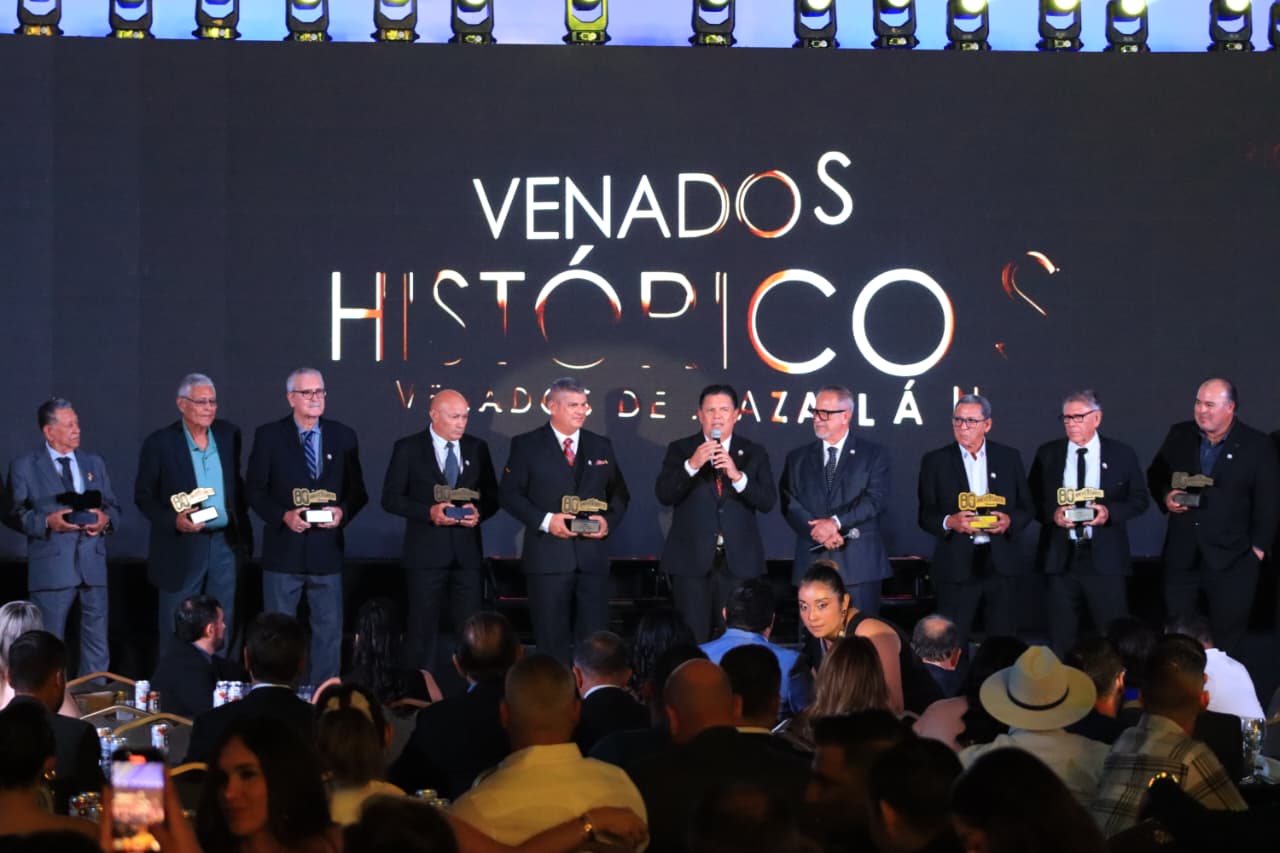 “¡Se pone la piel chinita!” Venados se rinde ante sus jugadores históricos