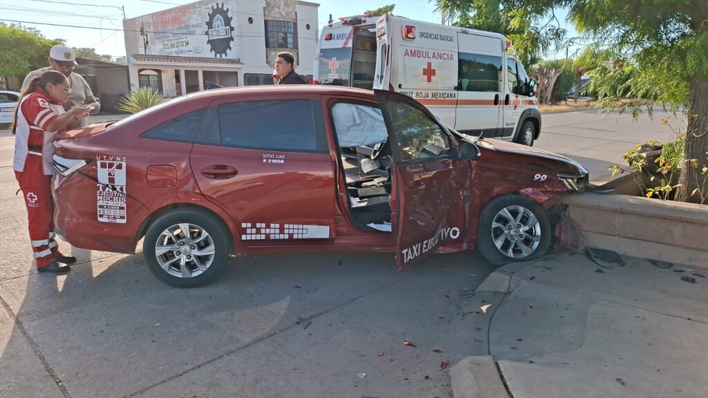 Accidente automovilístico en Ahome