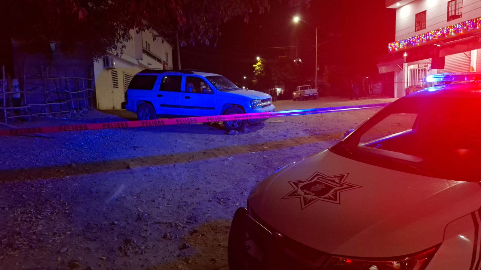 Mujer pierde la vida atropellada por su propia camioneta
