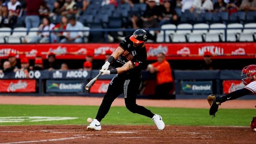 Águilas de Mexicali caen en once entradas ante Naranjeros