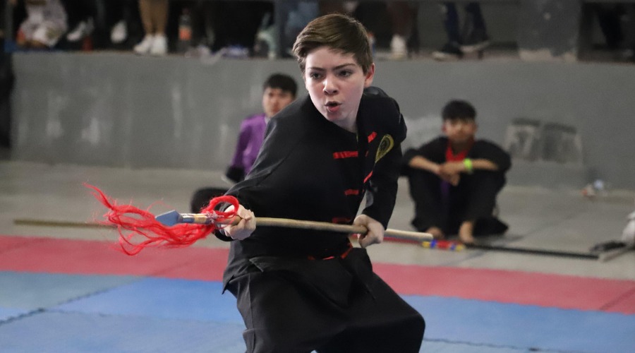 Alexander Camacho gana tres oros en Nacional Popular de Artes Marciales