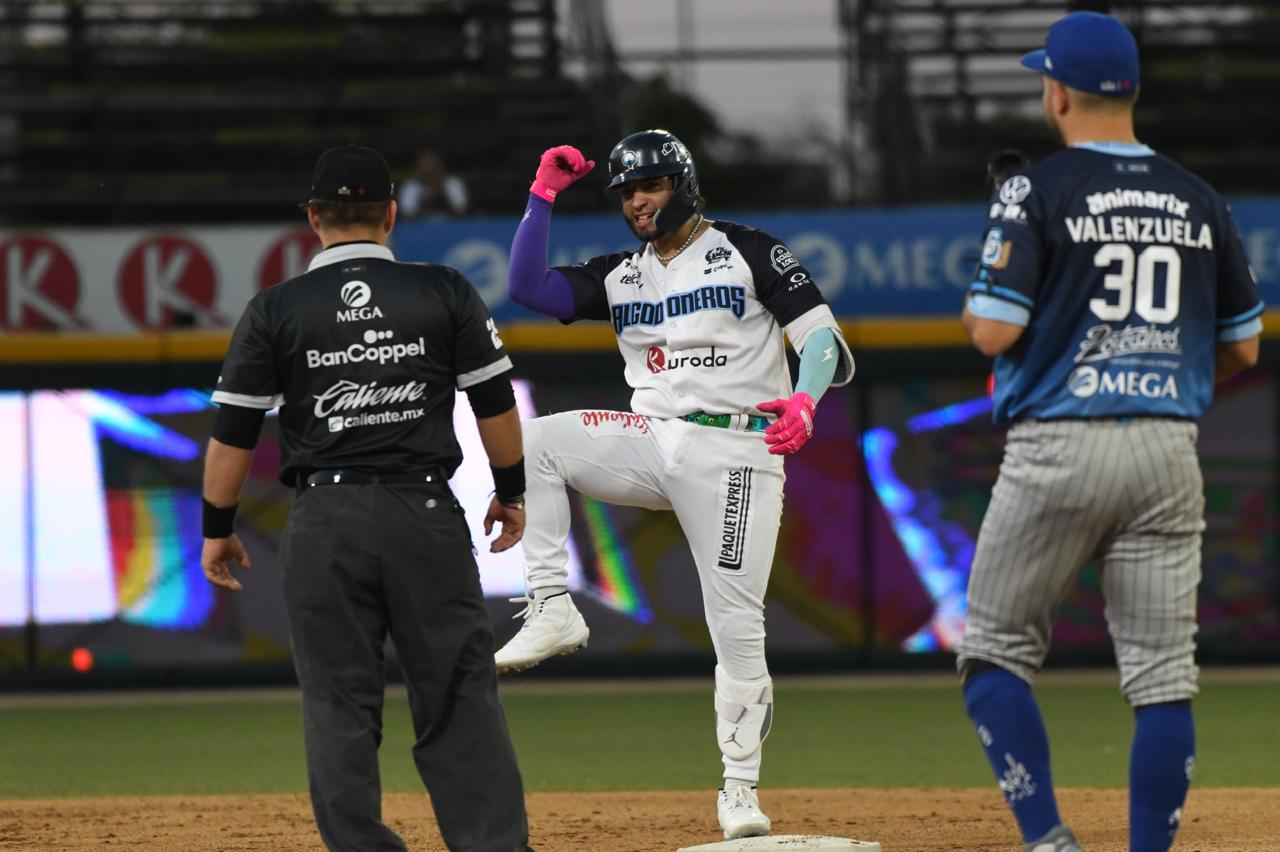 Algodoneros blanquea a los Yaquis de Obregón y se queda con el juego del honor en Guasave
