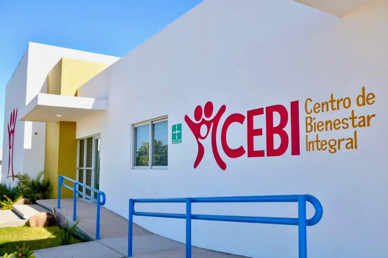 Fachada del Centro de Bienestar Integral (CEBI) Guamúchil