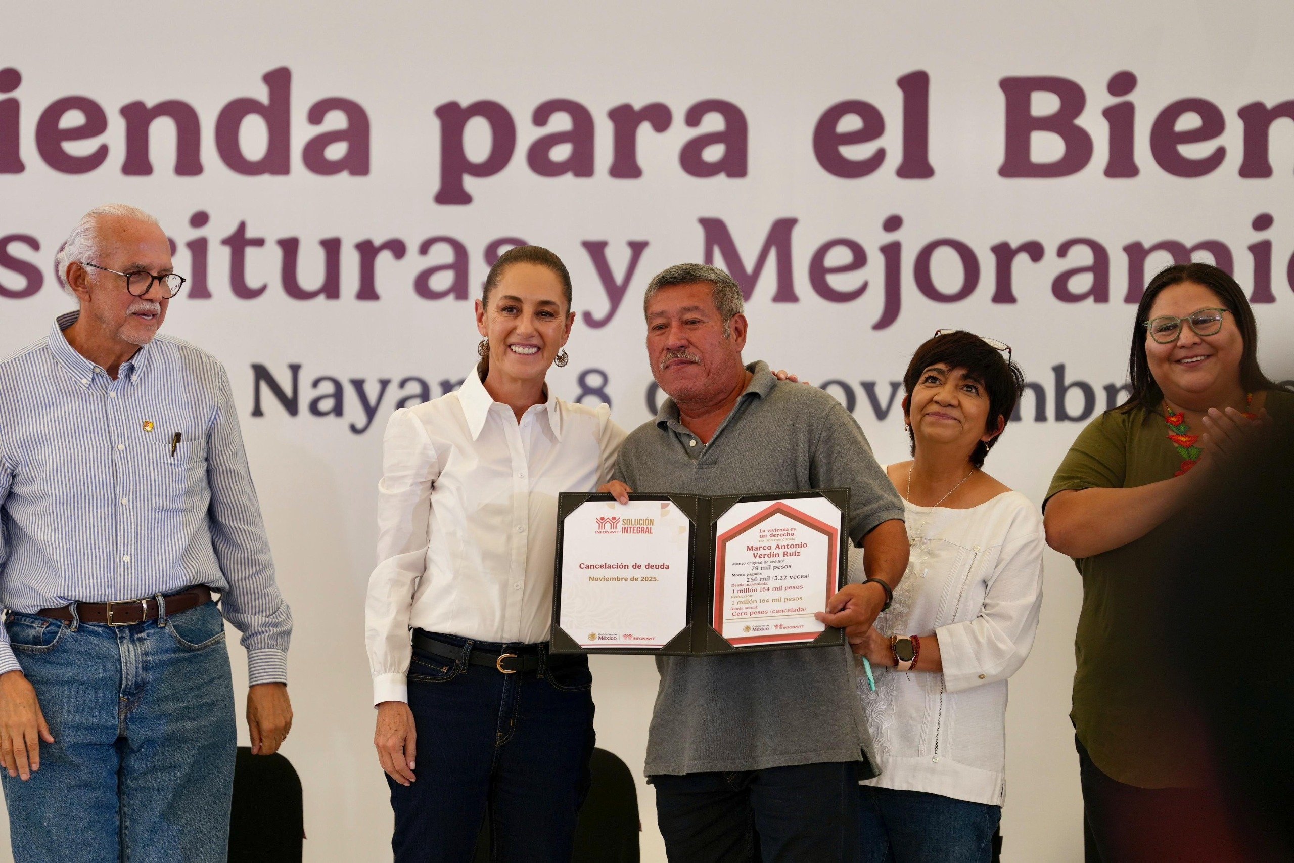 CLAUDIA SHEINBAUM ENTREGA DE ESCRITURAS EN TEPIC, NAYARIT (1)