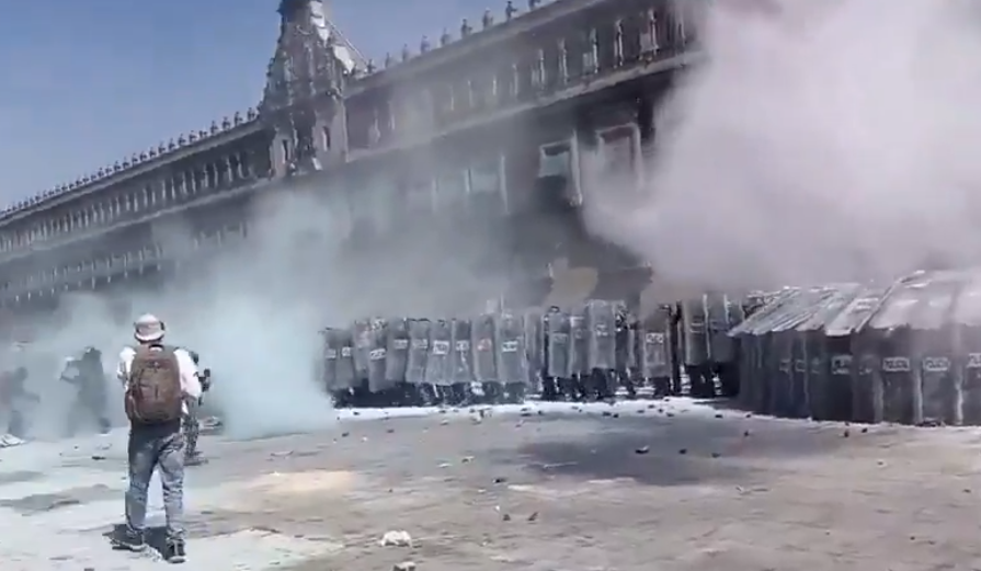 Palacio Nacional marcha generación Z