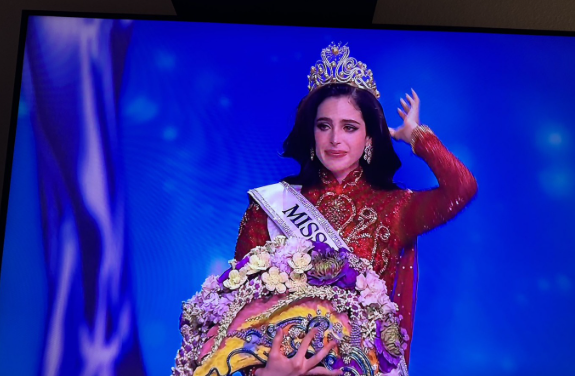 Fátima Bosch emociona en Miss Universo con mensaje de autenticidad, valentía y empoderamiento