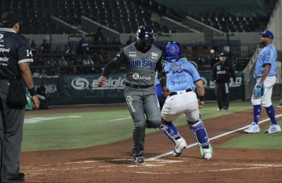 ¡Estrenan y ganan! Algodoneros rescata el juego del honor ante Yaquis en Obregón
