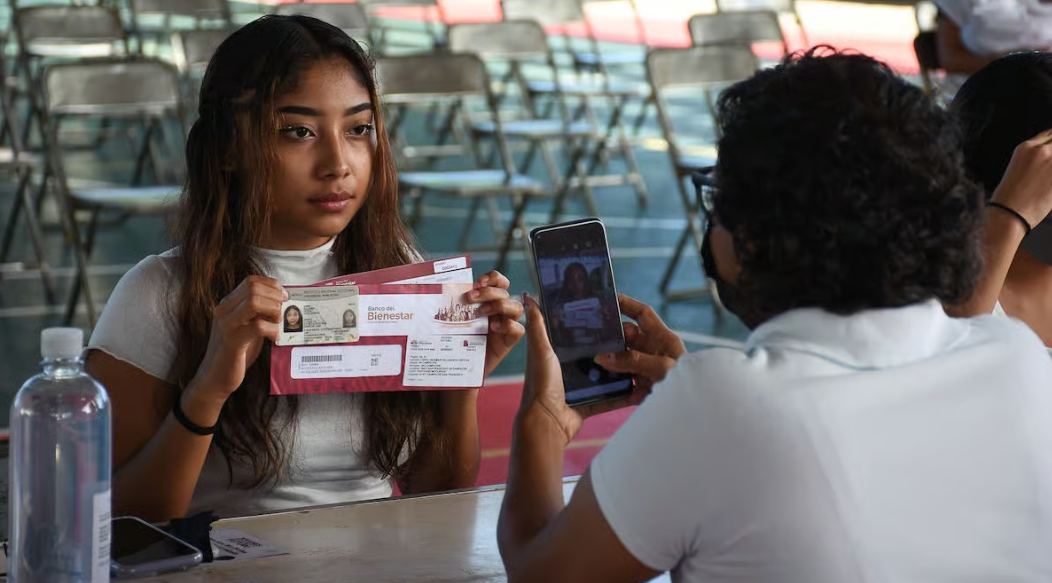 Todo lo que debes saber para registrarte en Jóvenes Construyendo el Futuro y obtener tu beca