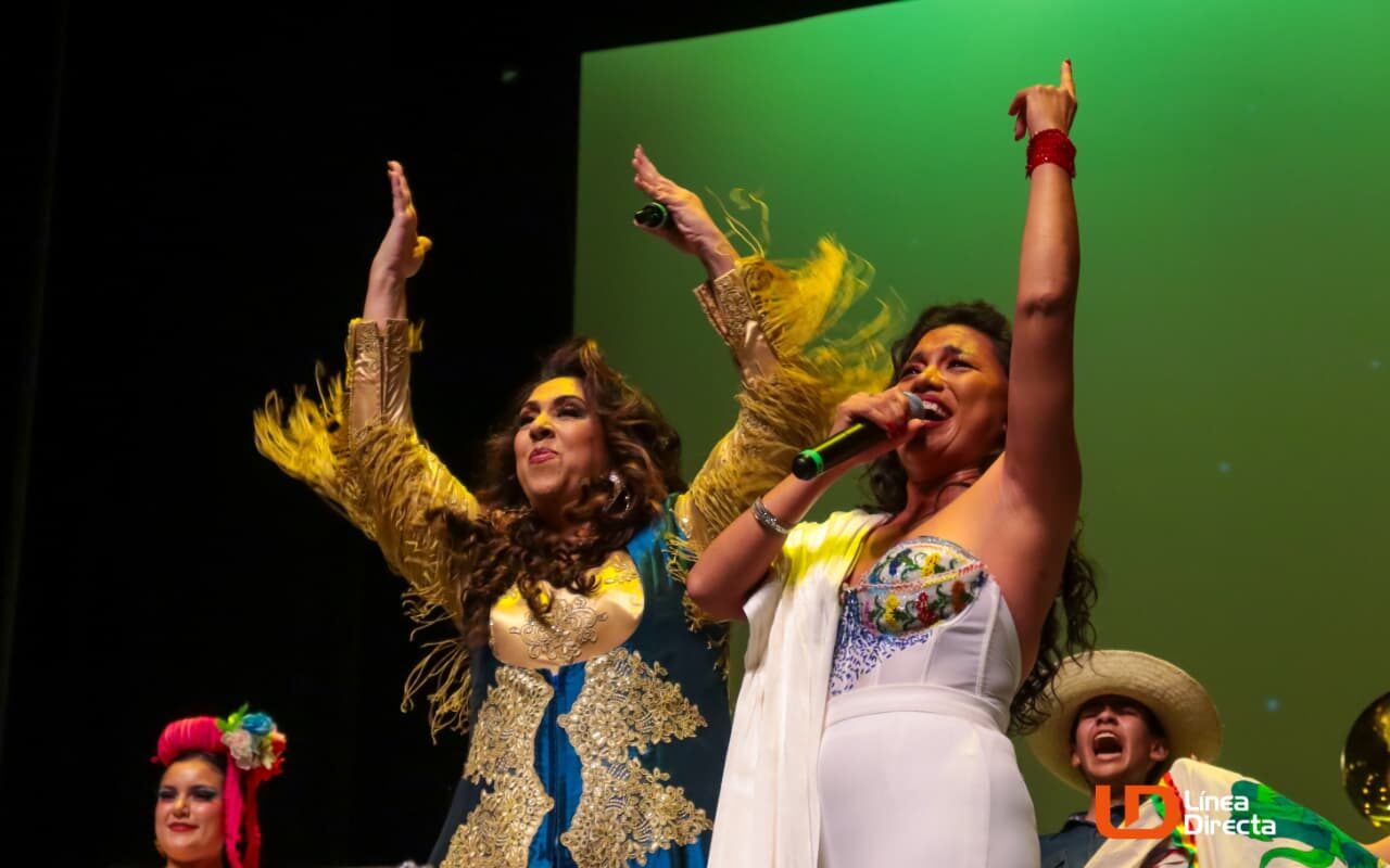Presentación del concierto Flores de Amapa en Los Mochis