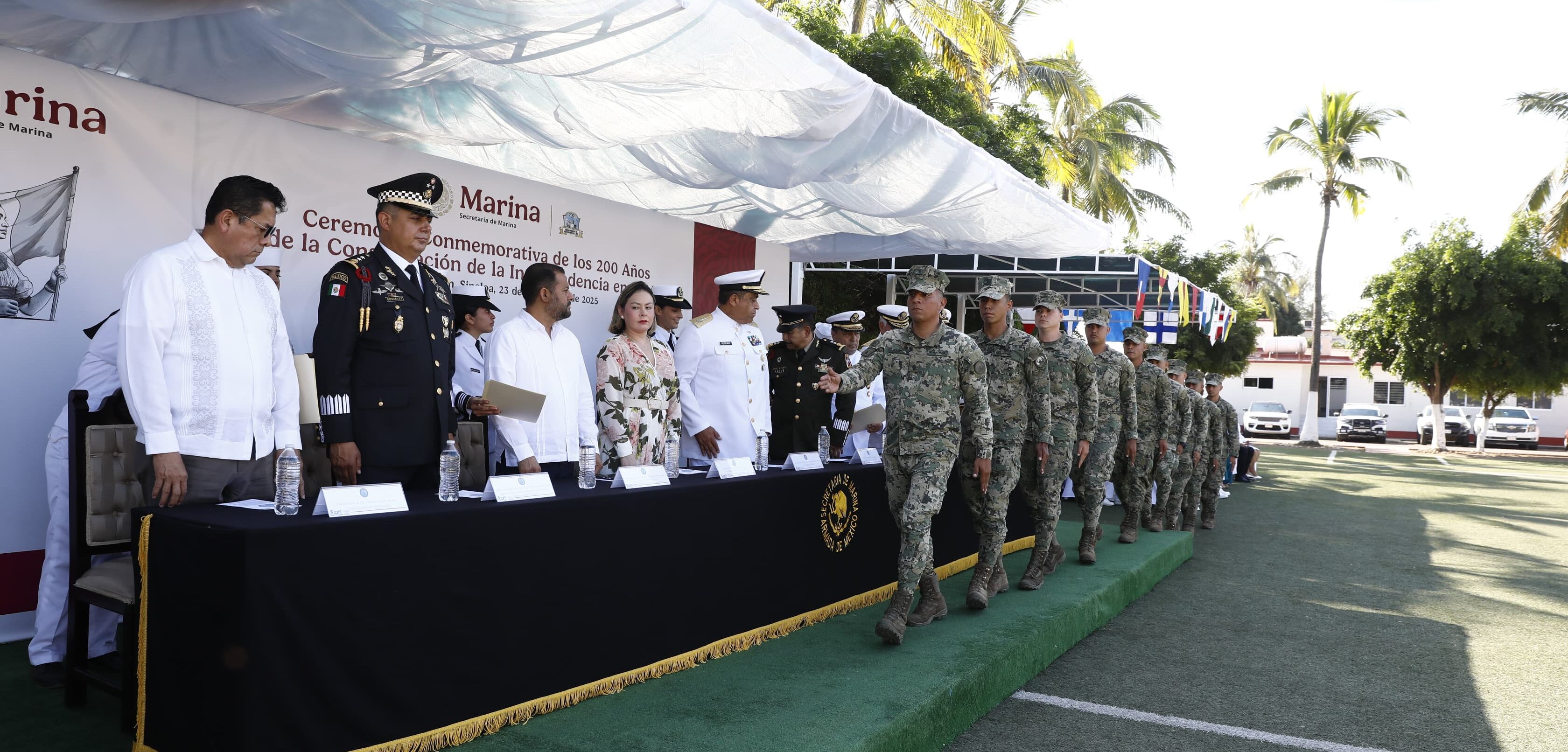 Ceremonia conmemorativa de los 200 años de la consolidación de la independencia en el mar