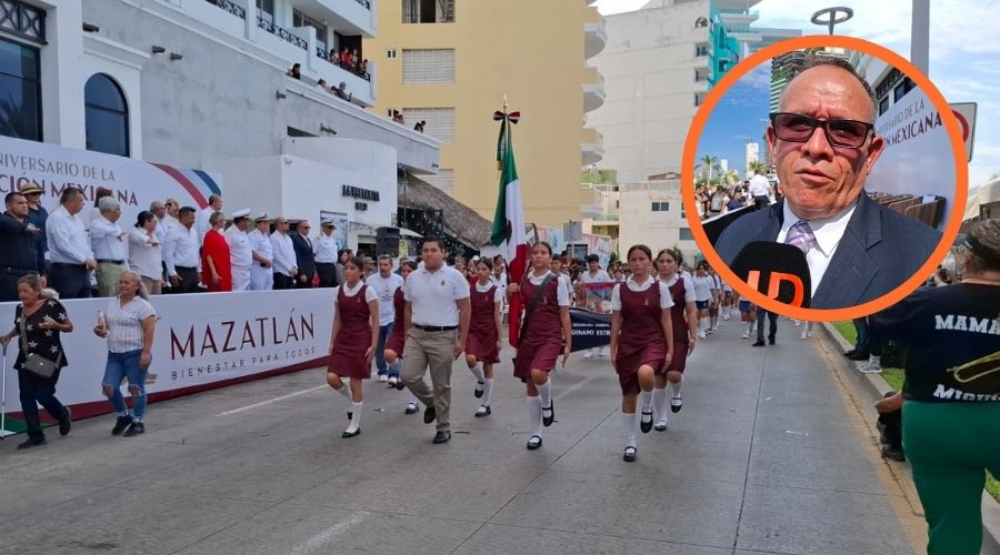 Desfile de la Revolución Mexicana en Mazatlán junto a Juan Rendón, jefe de los Servicios Regionales de la Sepyc en Mazatlán