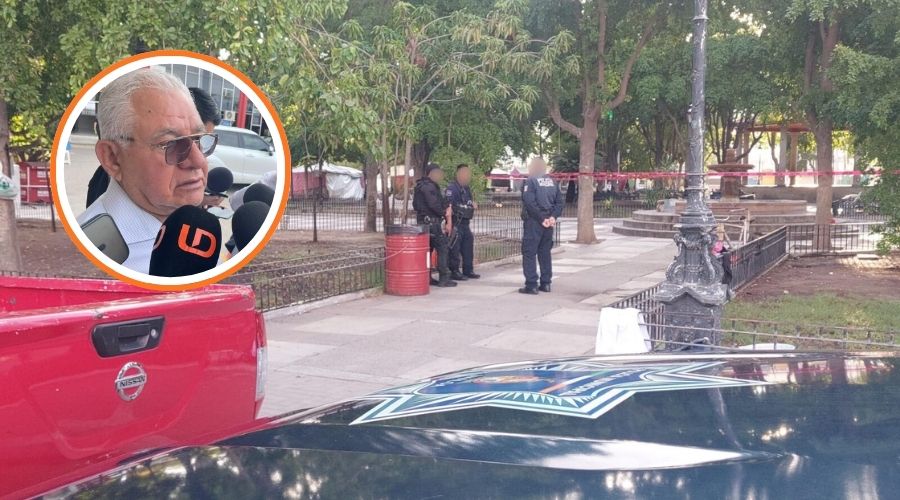 Elementos policiacos en la escena del crimen en la Plazuela 27 de Septiembre y en un círculo Cutberto Ríos, secretario del ayuntamiento