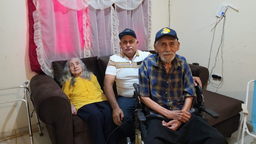 Don Modesto Sañudo Medina y su familia