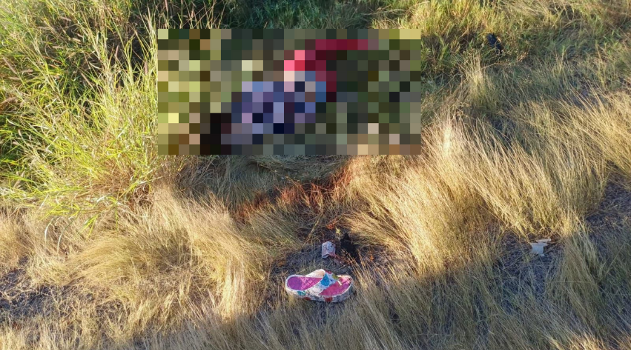 Una mujer fue encontrada entre la maleza