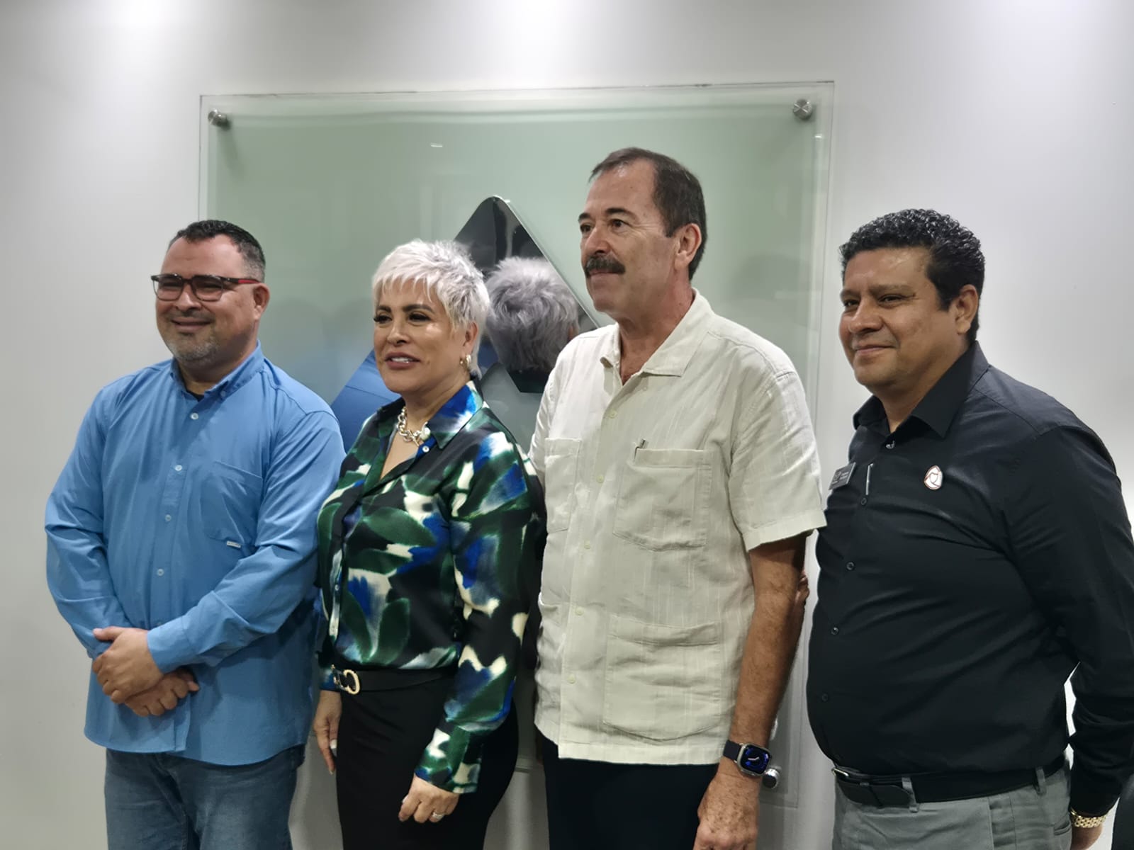 Representantes de Canaco Navolato y Turismo