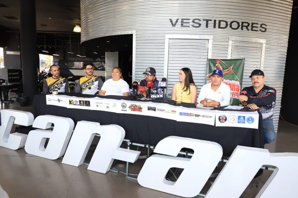 Organizadores del evento Expo Fiesta Familiar 2025